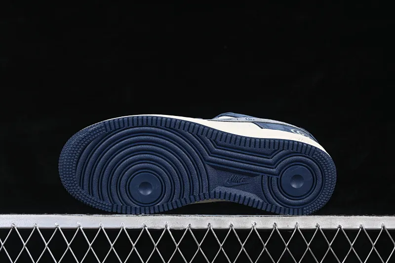 All categories Nk Air Force 1 Air Force series Nk Air Force 1 Low Air Force low-top Nike Air Force 1'07 Low Navy blue and white Air Force 1 low-top casual sneakers XL1979-139